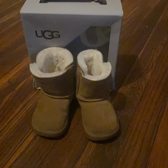 UGG Shoes Toddler Ugg Boots Barely Worn Good Condition Poshmark